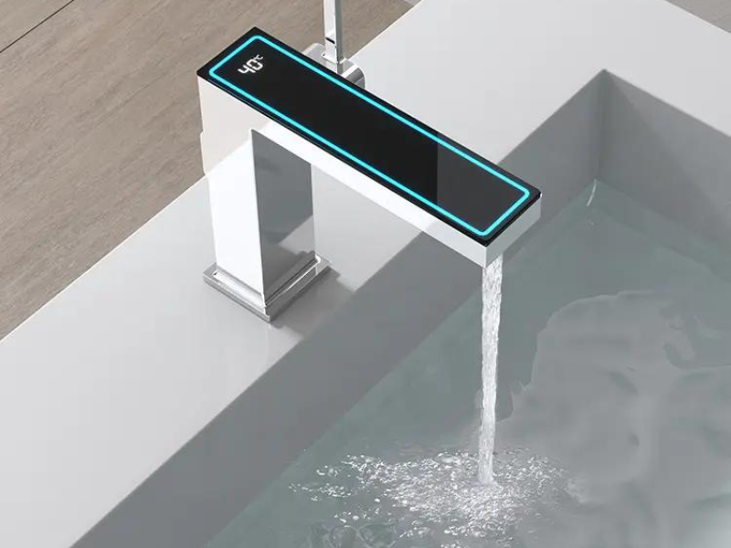 Smart Bathrooms: A Look at the Most Innovative Bathroom Tech of 2024